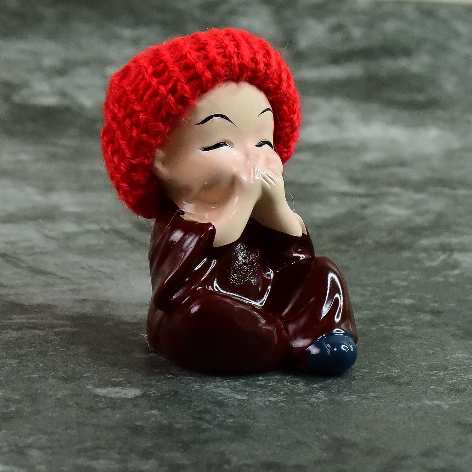 Decorative Resin Monk Buddha Showpiece Set Of 4 With Traditional Straw Hats Decorative Resin Monk Buddha Showpiece Set Of 4 With Traditional Straw Hats